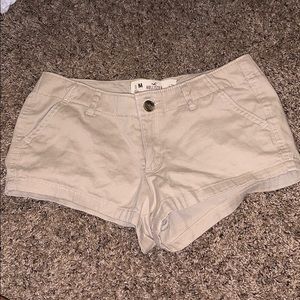 Women’s tan shorts